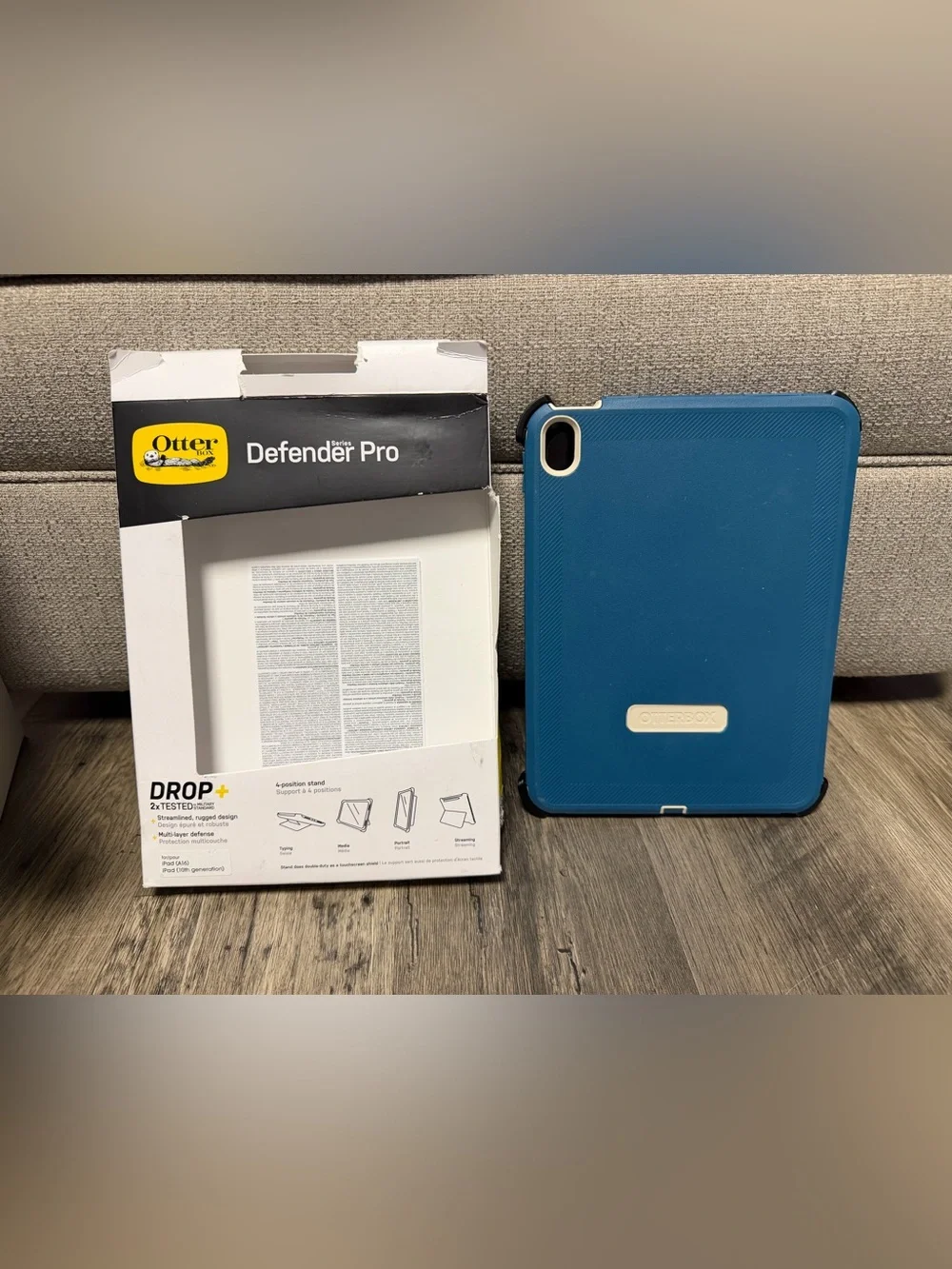 Otter box Defender Pro Blue & Black for IPad 10th Gen NWT
